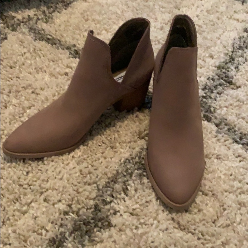 Steve Madden bootie